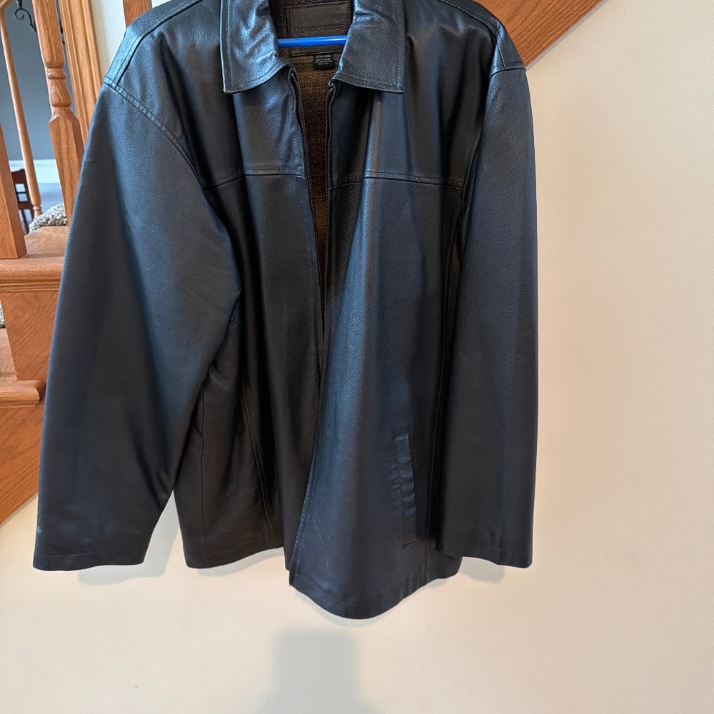 Leather jacket insulated